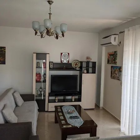 Oresti's * Sarande